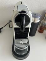 Nespresso koffiezetapparaat met melkopschuimer, Witgoed en Apparatuur, Koffiezetapparaten, 4 tot 10 kopjes, Gebruikt, Ophalen of Verzenden