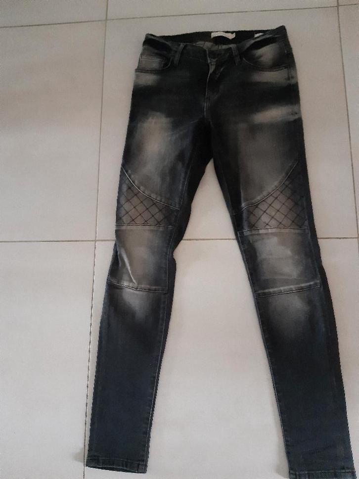 Grijze spijkerbroek van Costes, Maat 27, Kleding | Dames, Spijkerbroeken en Jeans, Zo goed als nieuw, W27 (confectie 34) of kleiner