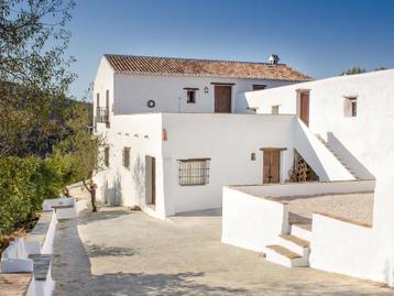 Boek nu je vakantie in een authentieke cortijo in Malaga  beschikbaar voor biedingen
