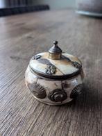 Antiek messing bot klein pillendoosje Snuisterijdoosje, Ophalen of Verzenden