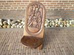 Afrikaans houten stoel met houtsnijwerk., Antiek en Kunst, Ophalen