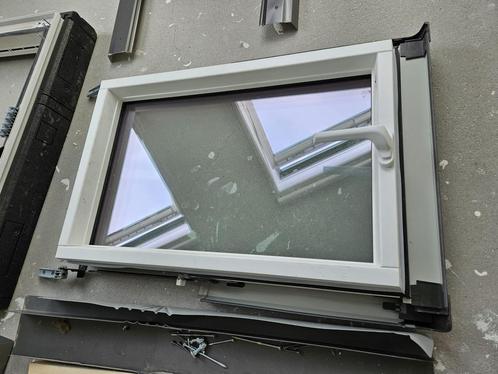 Nieuw dakraam, Doe-het-zelf en Verbouw, Glas en Ramen, Zo goed als nieuw, Dakraam, Minder dan 80 cm, Ophalen