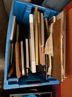 Kist vol fotolijsten - nieuw en gebruikt, Huis en Inrichting, Woonaccessoires | Schilderijen, Tekeningen en Foto's, Ophalen, Gebruikt