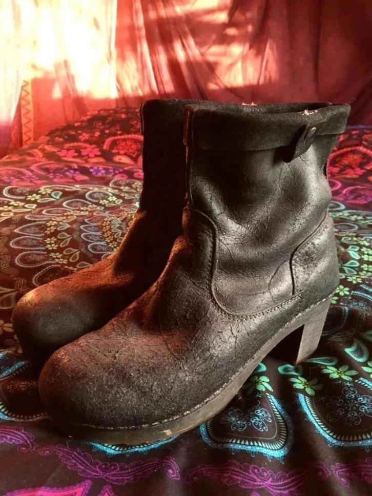 Gave klomplaarzen van Sanita opgeruwd leer nu 79,99€, Kleding | Dames, Schoenen, Zo goed als nieuw, Lage of Enkellaarzen, Zwart