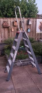 Altrex Falco dubbel oploopbare trap, Doe-het-zelf en Verbouw, Ladders en Trappen, Ophalen