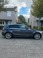 BMW 1-Serie 2.0 120I 2005 Grijs, Auto's, BMW, 1-Serie, Achterwielaandrijving, 1995 cc, 4 cilinders