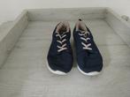 Donker blauwe veter gympen sneakers maat 35, Gebruikt, Jongen of Meisje, Schoenen, Ophalen of Verzenden