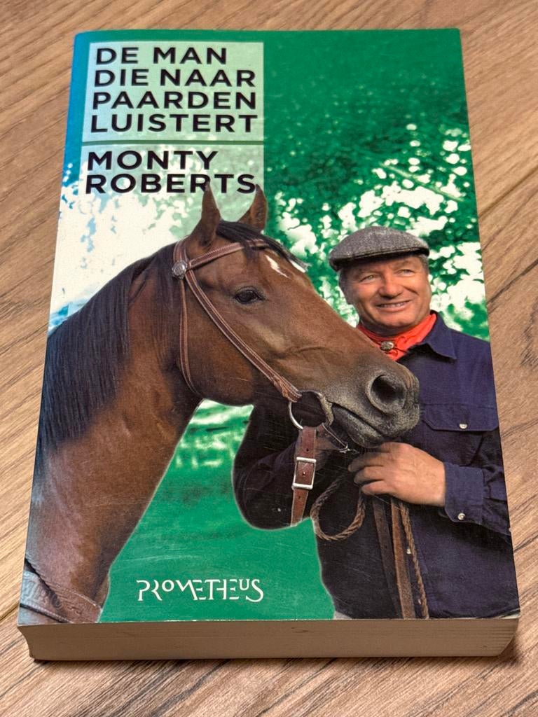 Monty Roberts - Man die naar paarden luistert, Boeken, Ophalen of Verzenden, Zo goed als nieuw, M. Roberts