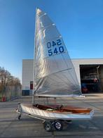 Prachtige solo zeilboot te koop., Watersport en Boten, Zeilen en Zeiltoebehoren, Ophalen, Zo goed als nieuw, Minder dan 15 m²