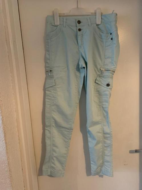 Mintgroene broek van Dreamstar. Maat L, Kleding | Dames, Broeken en Pantalons, Zo goed als nieuw, Maat 42/44 (L), Groen, Lang