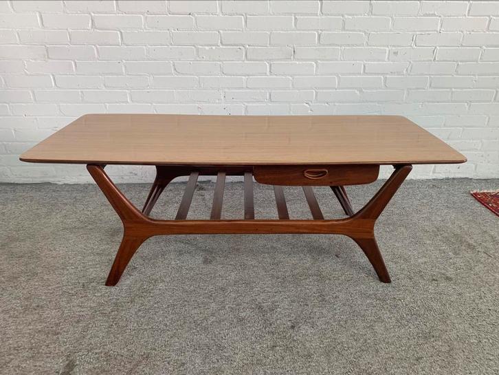 Tafel vintage design salontafel van Louis van Teeffelen Webe, Huis en Inrichting, Tafels | Salontafels, Ophalen of Verzenden