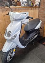 Een zeer zuinige YAMAHA NEO van 2e eigenaar., Maximaal 45 km/u, Niet ingevuld, Zo goed als nieuw, Niet ingevuld