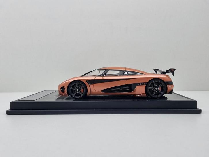 VMB Koenigsegg Agera RS "Gold/Carbon" Nr. 1/50 1:18 Nieuw, Hobby en Vrije tijd, Modelauto's | 1:18, Nieuw, Auto, Ophalen of Verzenden