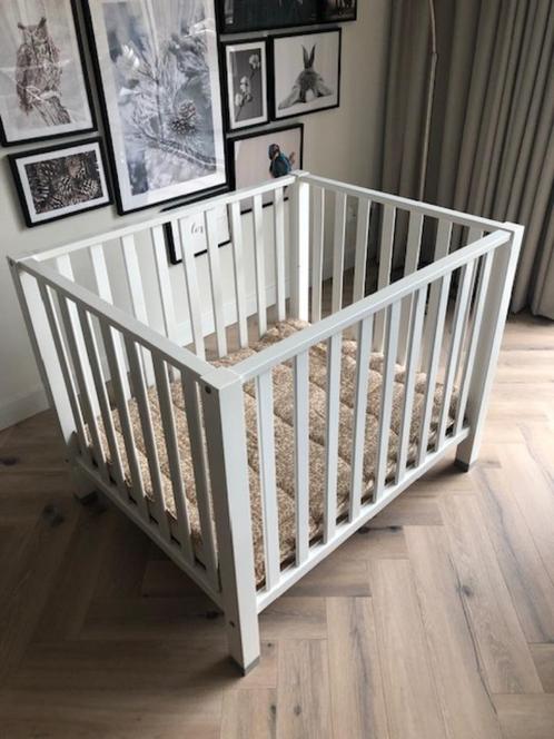 Bopita baby box inclusief matras, hoes en boxkleed, Kinderen en Baby's, Boxen, Zo goed als nieuw, Vierkant, In hoogte verstelbaar