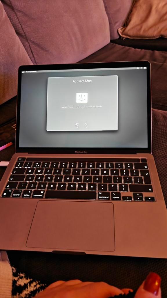 Macbook 13" pro met touchbar 2020, Computers en Software, Apple Macbooks, Zo goed als nieuw, MacBook Pro, 13 inch, Ophalen of Verzenden