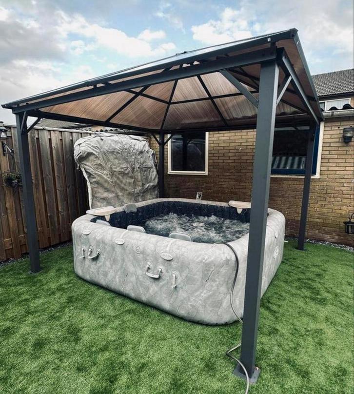Lay-z San Francisco spa 2025, Tuin en Terras, Bubbelbaden en Hottubs, Zo goed als nieuw, Ophalen