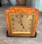 Klok Art Deco Amsterdamse school antieke tafel klokje., Antiek en Kunst, Antiek | Klokken, Ophalen of Verzenden