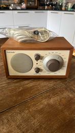 Tivoli Audio Model one kersen houtkleur Henry Kloss, Ophalen of Verzenden, Zo goed als nieuw, Radio