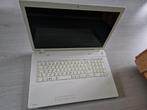 Witte Toshiba 17 inch laptop, Computers en Software, Gebruikt, Ophalen of Verzenden