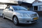 Toyota Avensis 2.0 VVTi Linea Luna / Airco / Elektrische ram, Auto's, Toyota, Voorwielaandrijving, 1998 cc, Stof, Zwart