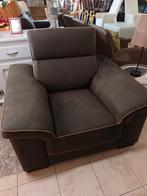 Mooie grote fauteuil van stof., Ophalen of Verzenden, Zo goed als nieuw