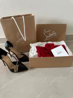 Prachtige Louboutin hakken met studs Origineel met bon!, Ophalen of Verzenden, Zo goed als nieuw, Zwart