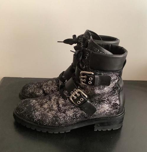 Via Roma stoere laarzen met veters zwart leer met zilver 41, Kleding | Dames, Schoenen, Zo goed als nieuw, Lage of Enkellaarzen