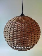 Vintage rotan / bamboe lamp, Huis en Inrichting, Gebruikt, Geen idee, Bohemian, Ophalen of Verzenden