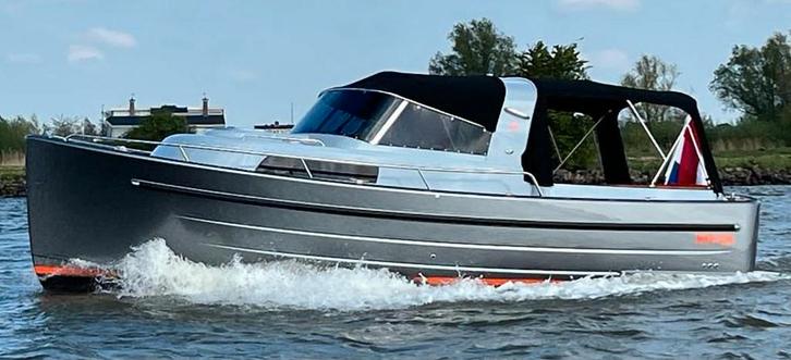 Antaris seventy seven cabin sloep.     Bouwjaar 2022, Watersport en Boten, Motorboten en Motorjachten, Zo goed als nieuw, Polyester