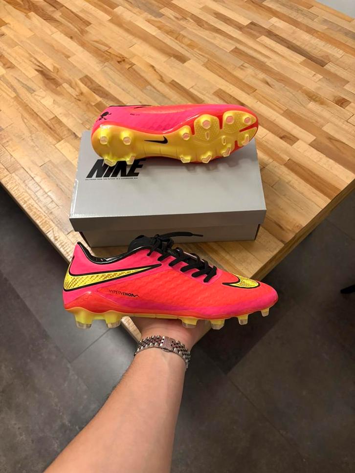 Nike Hypervenom Phantom FG (39 tm 45), Sport en Fitness, Voetbal, Zo goed als nieuw, Shirt, Ophalen of Verzenden