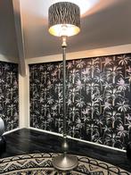 Zilverkleurige Staande Lamp met Zebraprint Kap, Ophalen, Zo goed als nieuw, Metaal, 100 tot 150 cm