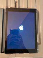 Apple iPad Air met hoesje toetsenbord en oplader - Gebruikt, Computers en Software, Apple iPads, Gebruikt, 2013/2014, Zwart, Apple iPad Air