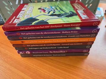 Taptoe spannende verhalen, niet gelezen.  10euro beschikbaar voor biedingen