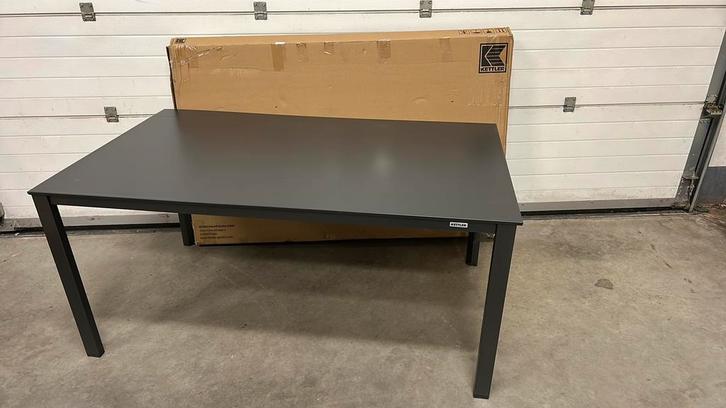 NIEUWE Kettler tuintafel. 95 x 160 cm., Tuin en Terras, Tuintafels, Nieuw, Rechthoekig, Aluminium, Ophalen