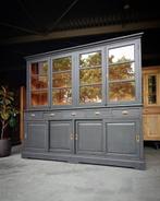 Robuuste Buffetkast | Donkere Servieskast | Vintage #1910, Huis en Inrichting, Kasten | Buffetkasten, Ophalen of Verzenden, Teakhout
