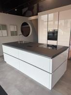 Wit hoogglans showroomkeuken, Huis en Inrichting, Keuken | Complete keukens, Ophalen, Wit, Overige typen, Nieuw