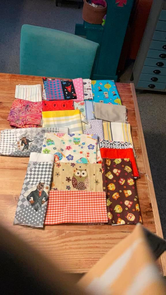 Knutsel lapjes min.25x25, Hobby en Vrije tijd, Stoffen en Lappen, Nieuw, Katoen, 30 tot 200 cm, Ophalen of Verzenden