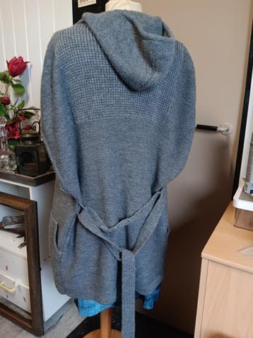 4 verschillende vesten L/XL beschikbaar voor biedingen