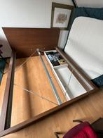 IKEA Bed (allen Bedonderstel) met 2 laden- 160x200, Huis en Inrichting, Slaapkamer | Boxsprings, 160 cm, Eenpersoons, Bruin, Zo goed als nieuw