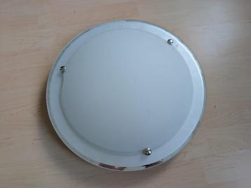 ronde plafond lamp beschikbaar voor biedingen