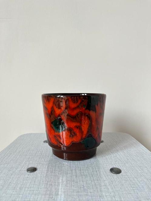 Vintage oranje/bruin/groene bloempot, 10,5x10,5cm. 60s 70s, Tuin en Terras, Bloempotten, Gebruikt, Aardewerk, Binnen, Minder dan 40 cm
