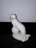 Goebel grote offwhite zeehond op bal, Verzenden, Zo goed als nieuw, Porselein, Beeldje(s)