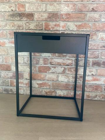 Zwart Nachtkastje/Sidetable/Bijzettafel, Hout & Metaal beschikbaar voor biedingen