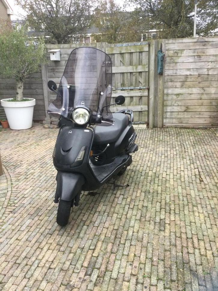 Sym fiddel 2 snor, Fietsen en Brommers, Snorfietsen en Snorscooters, Gebruikt, SYM, Benzine, Ophalen