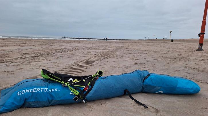 Paraglide Vleugel Gezocht - Soaren & Groundhandlen, Sport en Fitness, Zweefvliegen en Paragliding, Ophalen of Verzenden