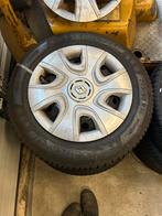 Winterset renault captur 1 205/60r16 met sensoren, Auto-onderdelen, Ophalen, Gebruikt, 16 inch, Banden en Velgen