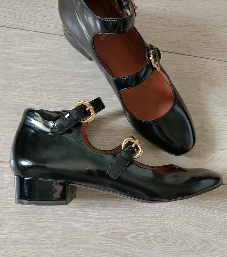 Elegante lage pumps, mt 39, Kleding | Dames, Schoenen, Gedragen, Ophalen of Verzenden