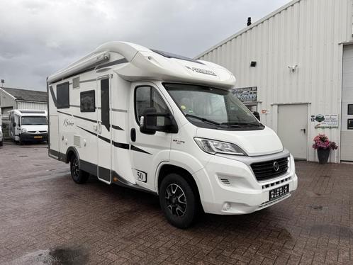 Mobilvetta K-Silver Queensbed en hefbed 2019 compact 6.5M, Caravans en Kamperen, Campers, Bedrijf, tot en met 3, Overige merken