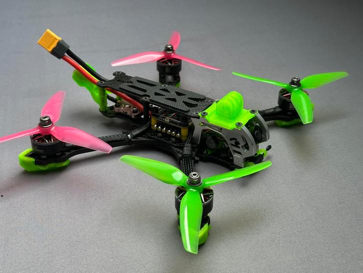 GEPRC MARK5 Freestyle FPV Drone - ELRS - Nieuw!, Hobby en Vrije tijd, Modelbouw | Radiografisch | Helikopters en Quadcopters, Nieuw