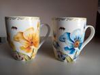 Siaki mokken ,bloemen ,vlinder ,bij / nieuw 2 stuks, Ophalen, Zo goed als nieuw, Overige stijlen, Kop(pen) en/of Schotel(s)